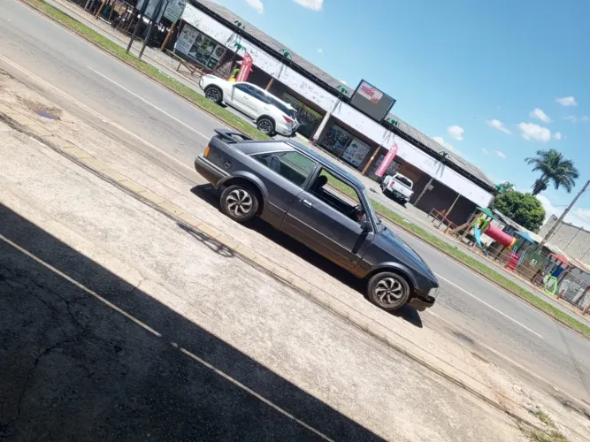 Ford Escort GL 1.8i / 1.8 (álcool) 1991