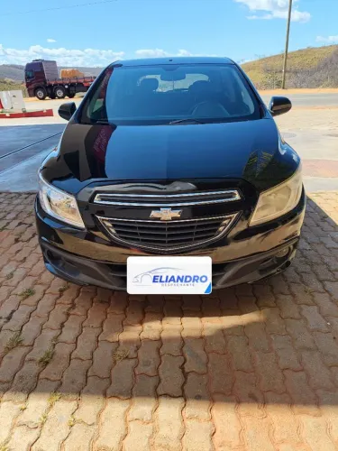 Chevrolet Onix Hatch LT 1.0 8V Flex Power Mec. 4P 2014