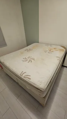 Cama Box Queen Completa (Colchão + Base Baú)