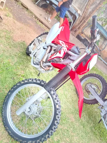Moto CRF 250f