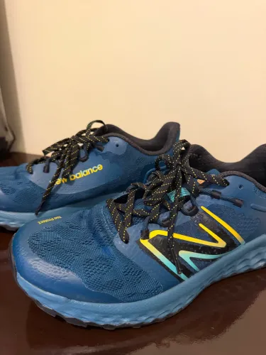 Tênis New Balance 42