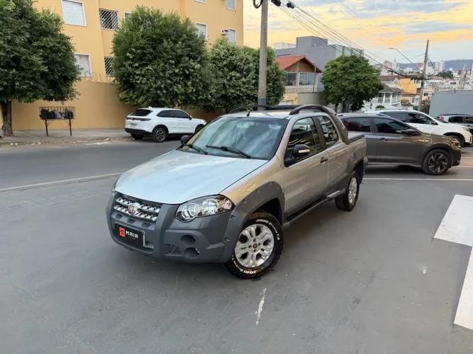 Fiat Strada Adventure1.8/ 1.8 Locker Flex CD 2010
