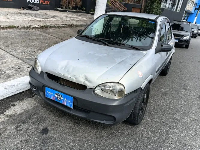 Chevrolet Corsa SED Class.life 1.0/1.0 Flexpower (álcool) 2005