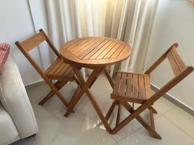 Conjunto Bistrô Dobrável de Madeira