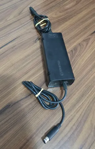 FONTE ORIGINAL XBOX 360 SUPER SLIM (1 PINO)