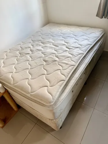 Cama casal box com colchão CASTOR