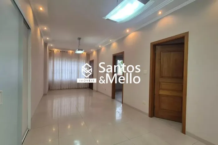 Casa Residencial com 3 Quartos e 6 Vagas em Jardim Santo Antônio, Santo André  Segurança 2
