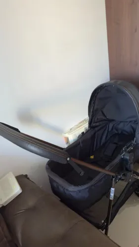 Carrinho de bebê galzerano 