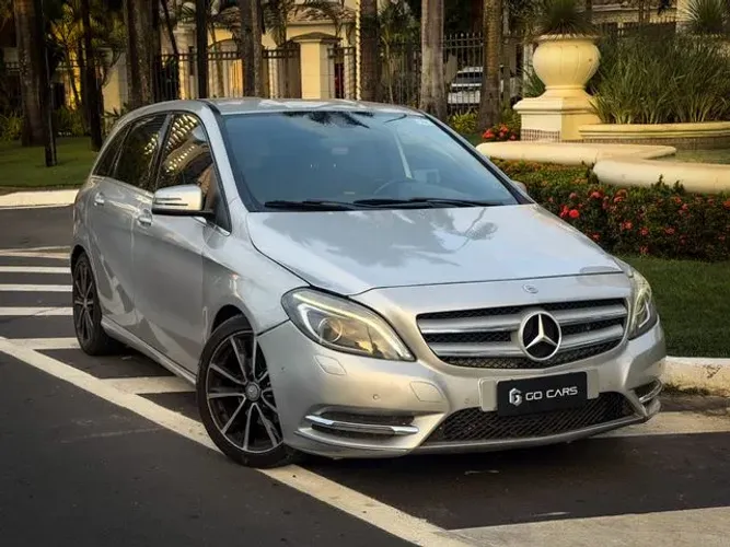 Mercedes-Benz A-200 A 200 1.6 Turbo 2014