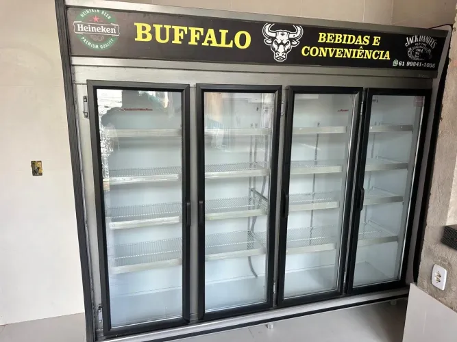 Vende-se equipamentos para distribuidora , bar ou restaurante 
