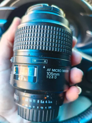 Nikon 105 mm macro 2.8