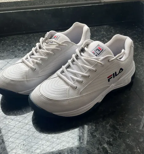 Tênis fila