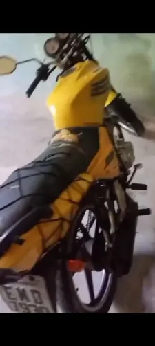 Vendo moto Dafra 150 speed
