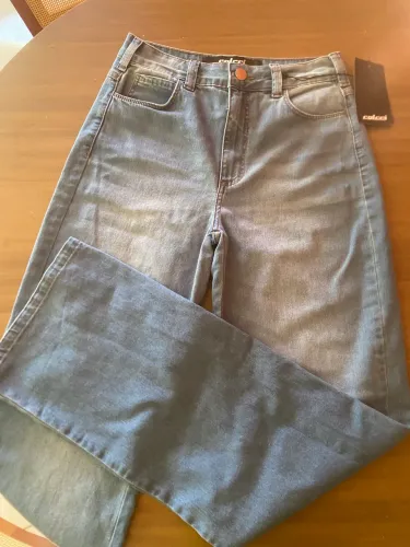 Calça Jeans Colcci nova na etiqueta