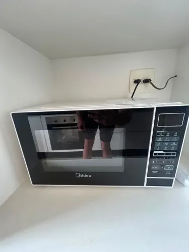Microondas Midea 20 L