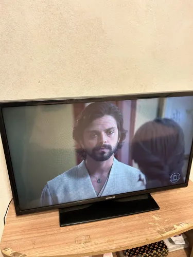 TV Samsung 32 - R$ 450