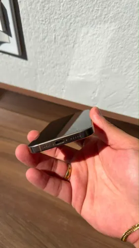 Vendo iPhone 16 Pro 128gb Desert Titanium