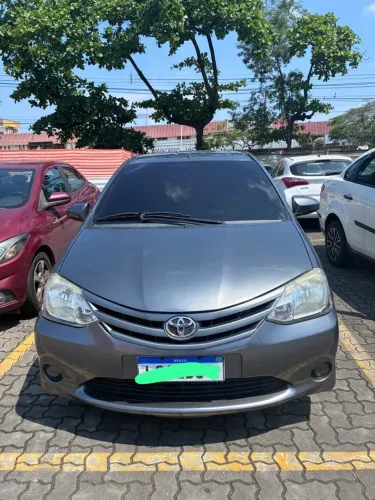 Toyota Etios X 1.3 Flex 16V 5P Mec. 2015