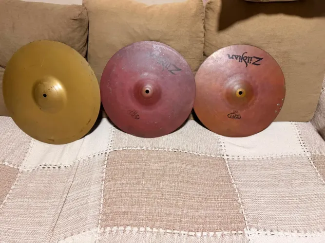 PRATOS DE BATERIA