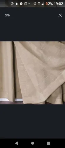 DUAS CORTINAS.... UMA VOAL LINHO FLAME, NA COR AVELÃ, A OUTRA EM VOAL XADREZ NA COR BEGE. 