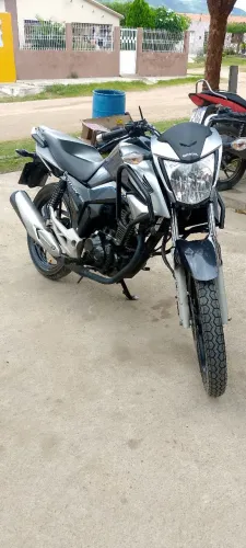 Titan 160 2022 no ponto de transferir, pegar e rodar, moto toda original