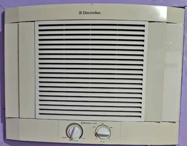 Ar condicionado QUENTE E FRIO