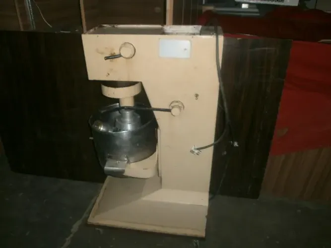 batedeira industrial - 18 litros - trifásica