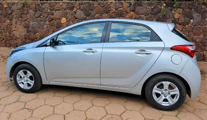 Hyundai HB20 Premium 1.6 Flex 16V Aut. 2013