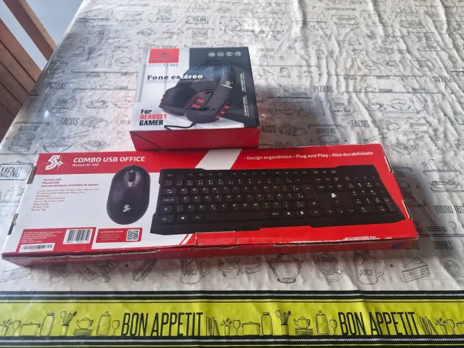 Headset para gamer Kapbom e teclado USB office 5+