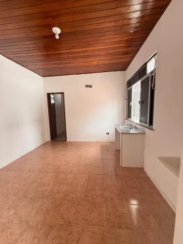 Alugo Apartamento no Grageru