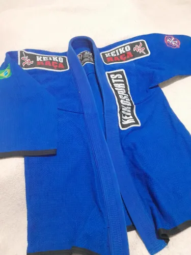 Kimono Jiu Jitsu Keiko raça azul