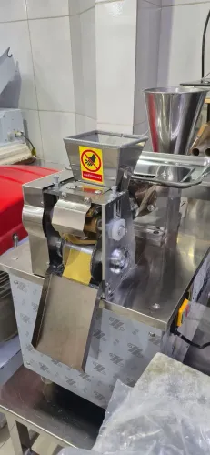 Máquina de Fazer Empanadas Argentinas/ Pastel de Forno