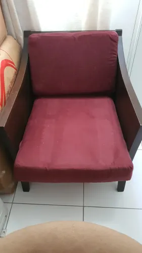 Vendo duas poltronas por R$ 150,00 reais