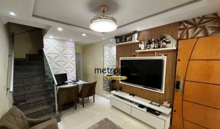 Casa com 2 dormitórios à venda, 66 m² por R$ 390.000,00 - Vila Carmosina - São Paulo/SP
