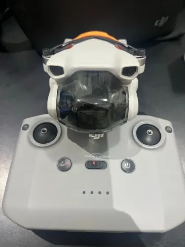 Drone DJI Mini 3 com Câmera 4K
