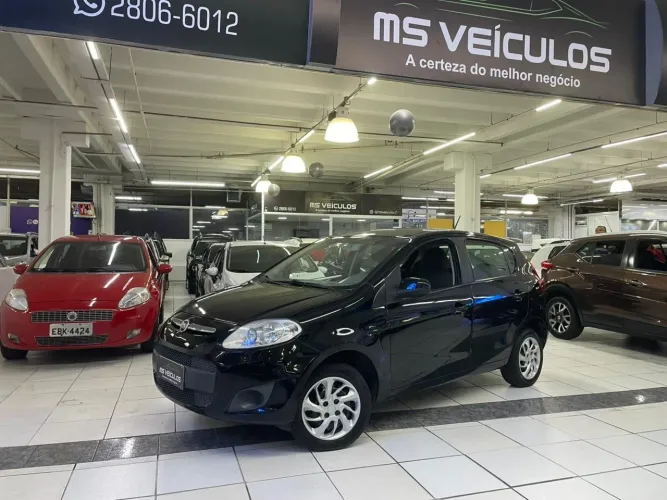 Fiat Palio Attractive 1.0 EVO Fire Flex 8V 5P 2015