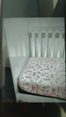 Lindo berço completo acompanha colchão da marca Gazin usado poucas vezes.