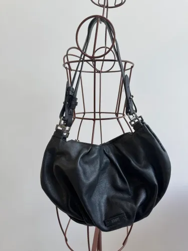 Bolsa Schutz 100% COURO