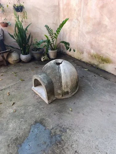 Forno Iglu de concreto para pizza e assados.