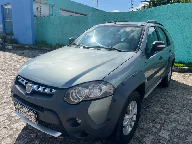 Fiat Palio Weekend Adventure Locker 1.8 Flex 2013