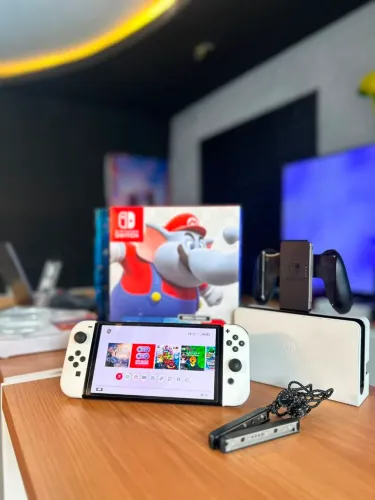 Nintendo Switch OLED Desb. lotado de jogos e Garantia