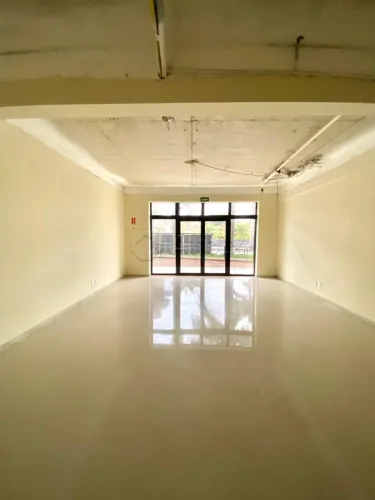 Sala comercial à venda e para alugar no Edifício American Square em Americana/SP