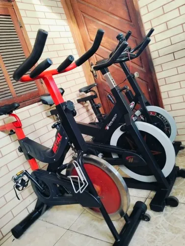 Bicicleta spinning Roda 20kg "Entrego/Aceito cartao