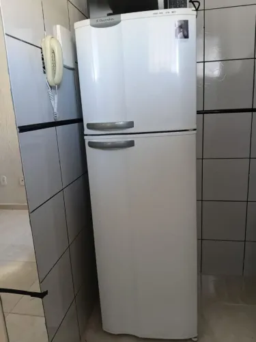 Vendo Geladeira Usada - Eletrolux
