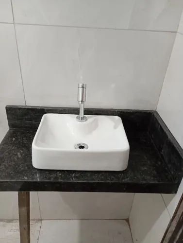 pia,, balcão, soleiras, lavatório, portal em mármore e granito
