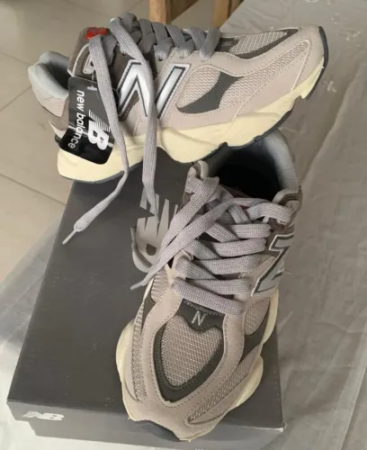 Tênis New Balance 9060