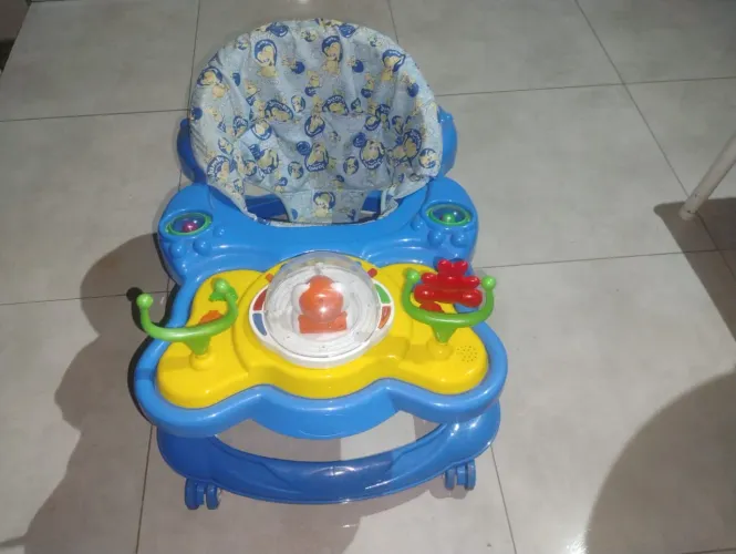 Andador de bebê