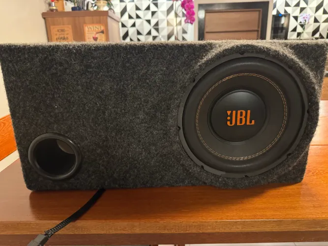 SUBWOOFER 10 JBL - Caixa Madeira
