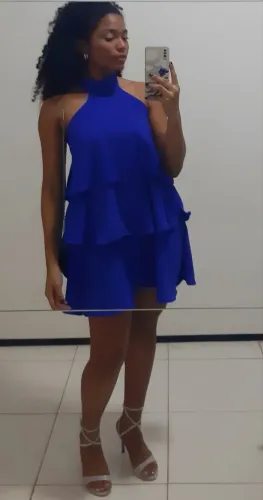 Vestido azul curto frente única