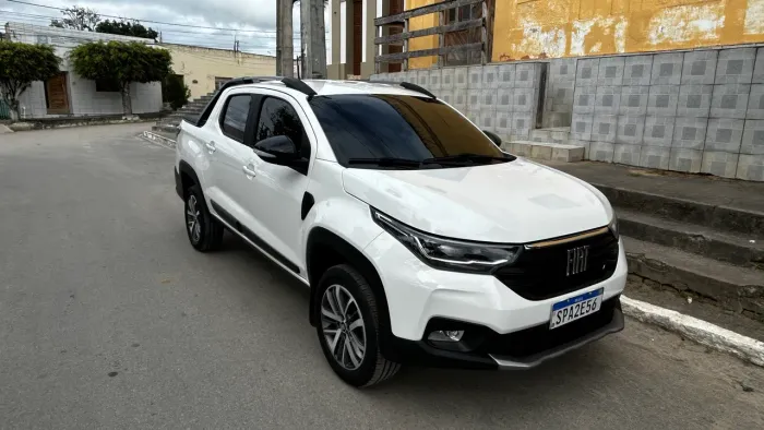 Fiat Strada Volcano 1.3 Flex 8V CD Aut. 2026